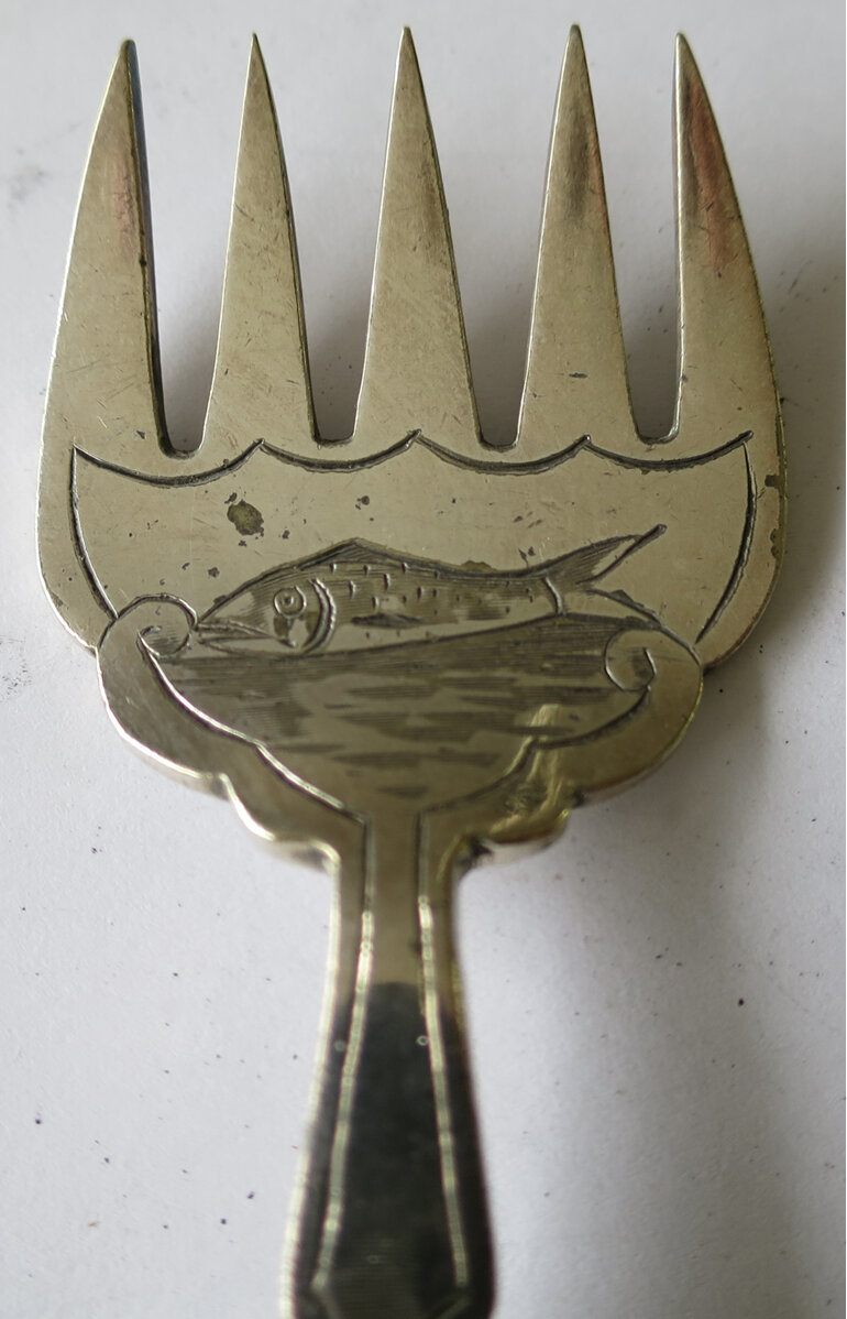 Sardine fork