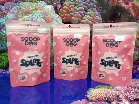 Scoop Dog - Strawberry Yoghurt Splats