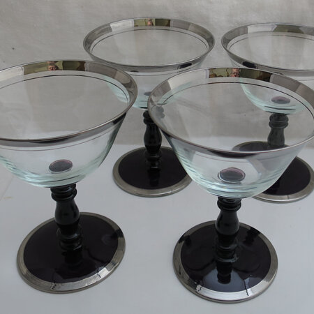 Set x 4 cocktail glasses