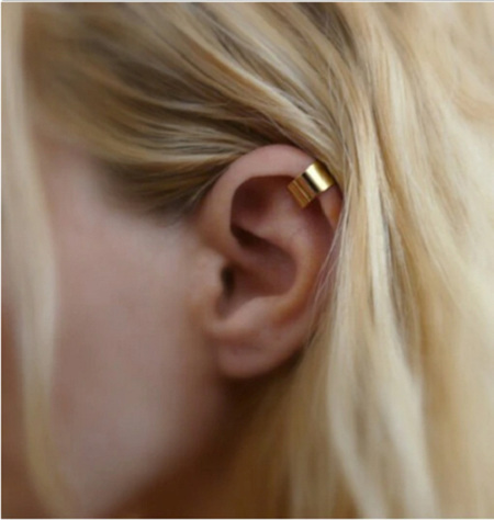 Simple Ear Cuff - Gold