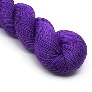 skein 4ply merino/nylon in a vibrant violet purple