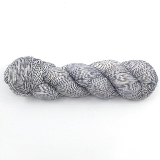 skein of 85/15 merino/nylon in a light grey tonal colour