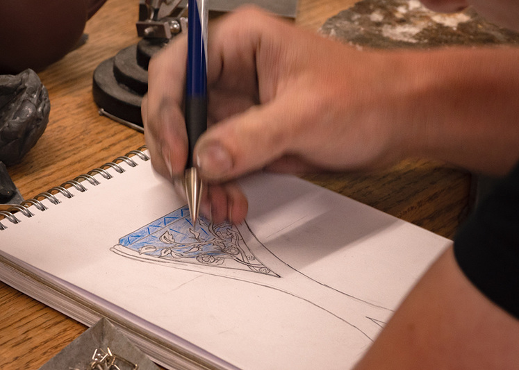 Sketching Clematis 10ct ceylon sapphire ring design vine leaf flower detail