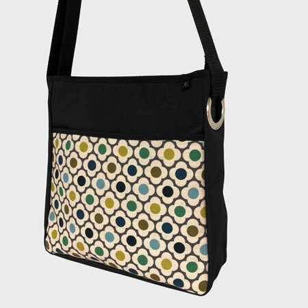 Sole handbag - a perfect work bag with enough room for a laptop