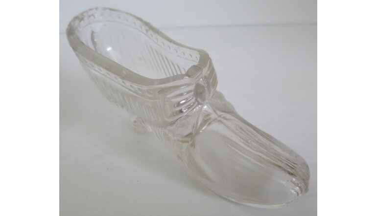 Sowerby glass shoe