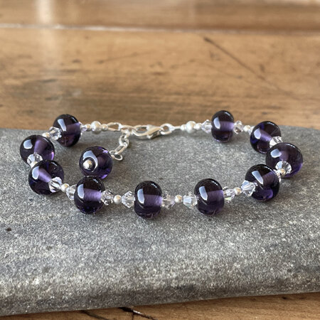 Spacer bead glass bracelet - purple plum