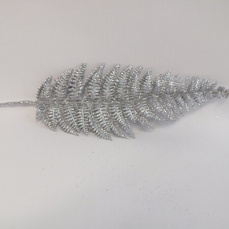 Sparkly Silver Fern 3049