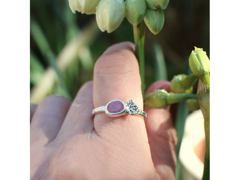 spring pink sapphire rosecut leaves sterling silver lilygriffin jewellery ring