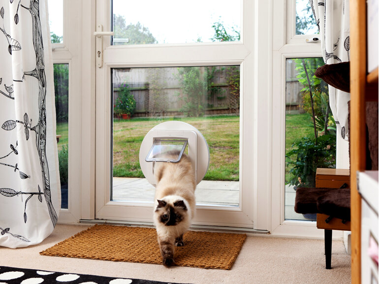 SureFlap® Microchip Pet Door