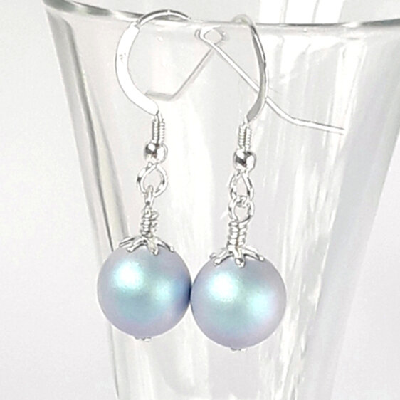 swarovksi pearl earing sterling silver iridescent light blue