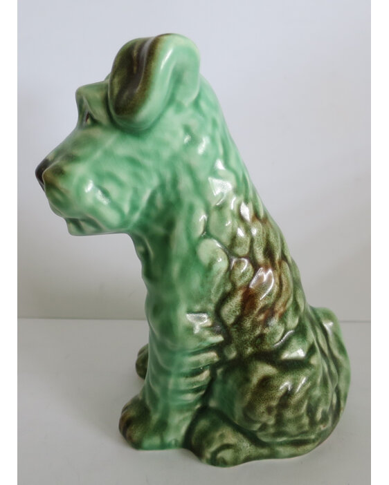 Sylvac green dog