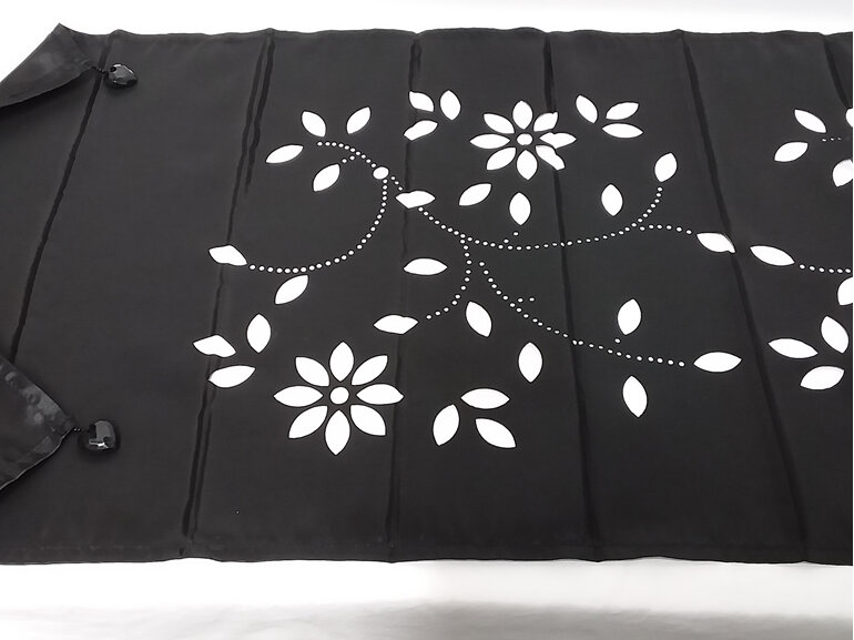 #table#runner#black#cutout