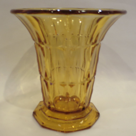 Tchecoslavaquie amber glass