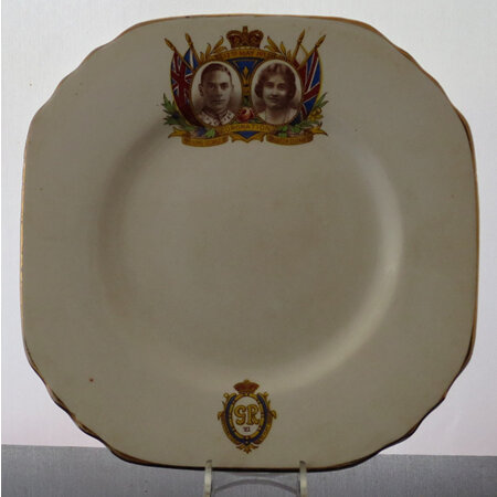 Tea plate Commemorate Coronation 1953