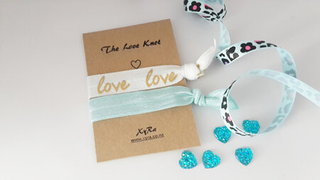 The Love Knot (white and baby blue)