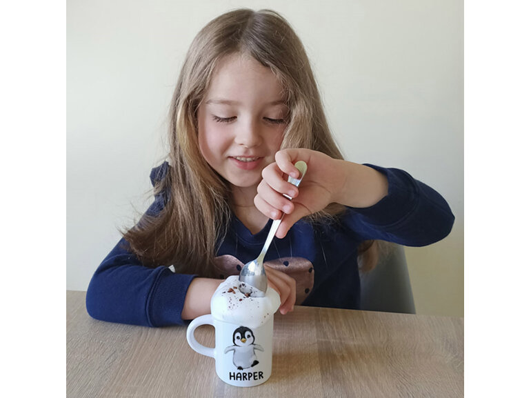 The perfect wee mug for little ones to enjoy their fluffy. Imagine when they see