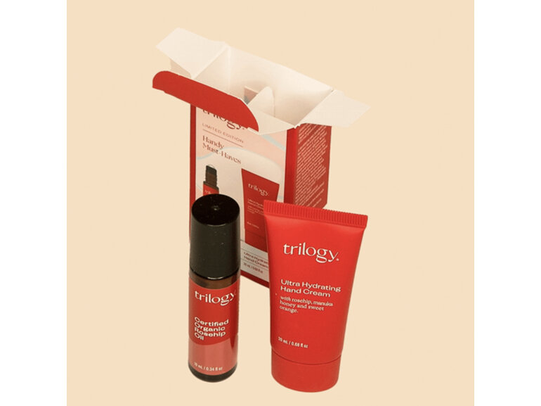 TRILOGY Handy Must Haves Set