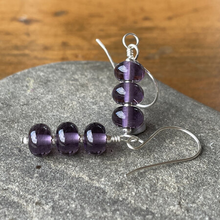 Tripe drop glass earrings - purple plum
