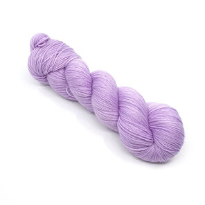 twisted skein of 4ply yarn in semi solid light lilac hues