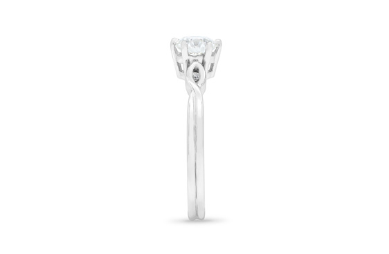 Unique new zealand diamond solitaire engagement ring in platinum