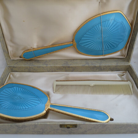 Vintage 3 piece dressing table set