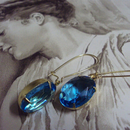 Vintage aqua oval rhinestone earrings