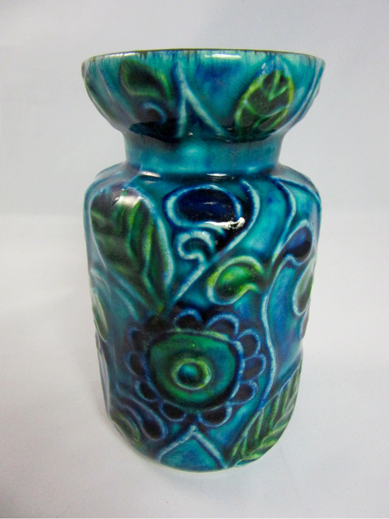  Vintage  Bay Keramik  Vase Flower Power Motif  in Turquoise 
