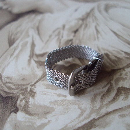 Vintage silver mesh buckle ring