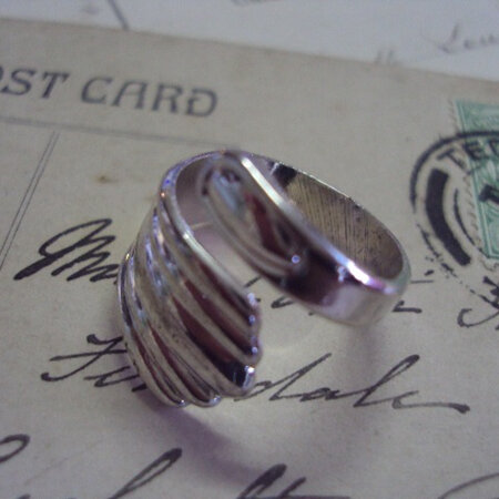 Vintage silver-plate Art-Deco style ring