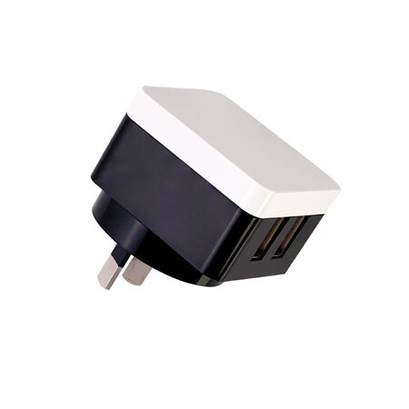 WalknTalk Wall Charger Dual USB - All connectors