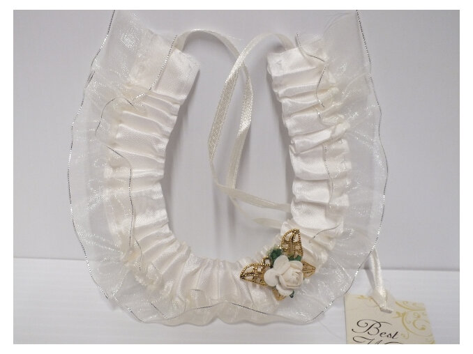 wedding#accessories#bridal#horseshoe#cream