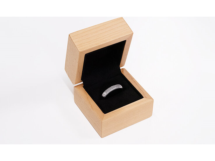 Wilshi Secret Proposal Ring with Box