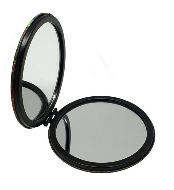 Wolfkamp & Stone - Turutu Cosmetic Mirror