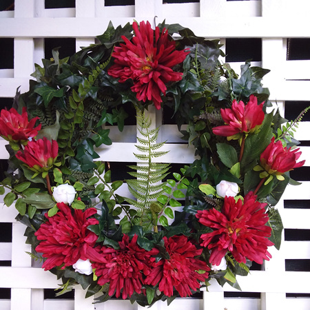 Wreath Red and greenery