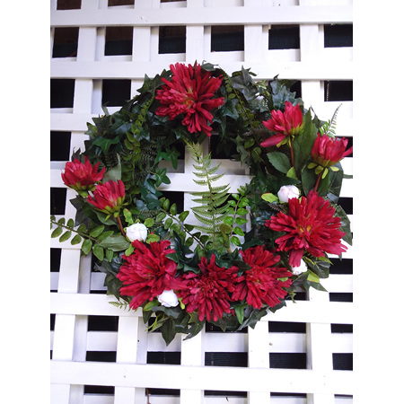 Wreath Red and greenery