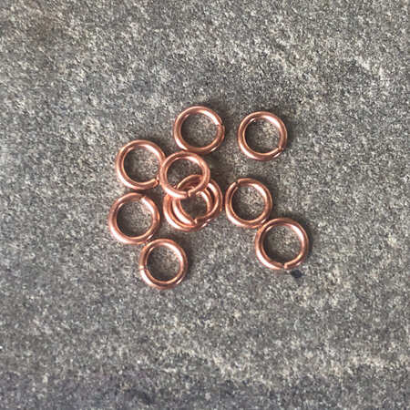 x10 Jumprings - .8mm - Raw copper - 3.0mmID/4.5mmOD