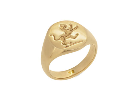 Yellow Gold Signet Ring with Lion Engraving
